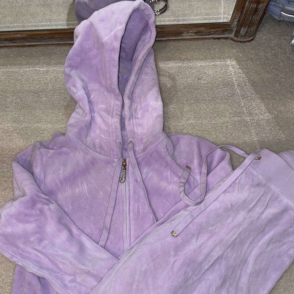 Juicy Couture Velour Sweatsuit! Size S